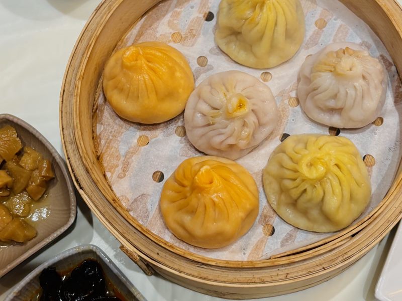 Xie Bao 蟹宝 food